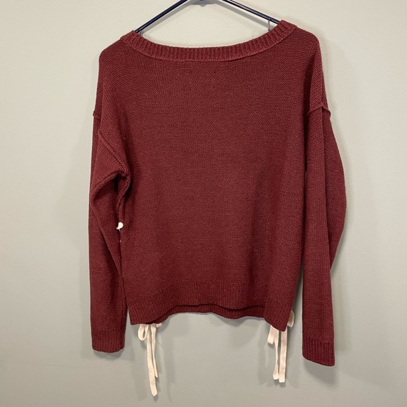 Abercrombie & Fitch maroon burgundy tie side knit sweater size small! - Picture 4 of 5